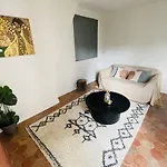 Flat Near Republique - 12 Min Walk